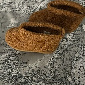 BearPaw Brown Kids Boots Size 9